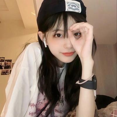 千雪一笑百媚生